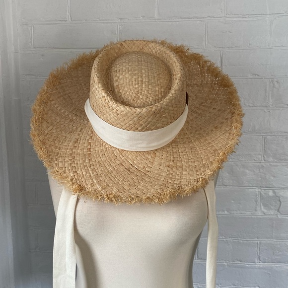 Accessories - Dora straw beach hat
